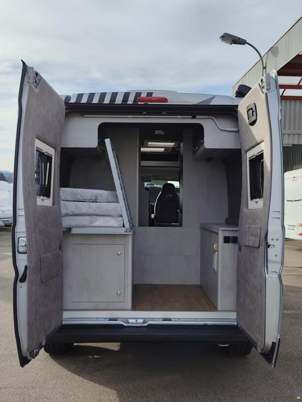 Megamobil Mega Classic 600 Opel 165 PS