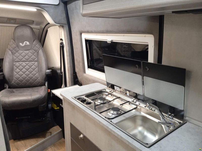 Megamobil Mega Classic 600 Opel 165 PS