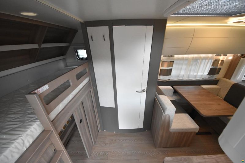 Hobby 490 KMF Excellent Edition