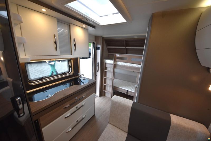 Hobby 490 KMF Excellent Edition