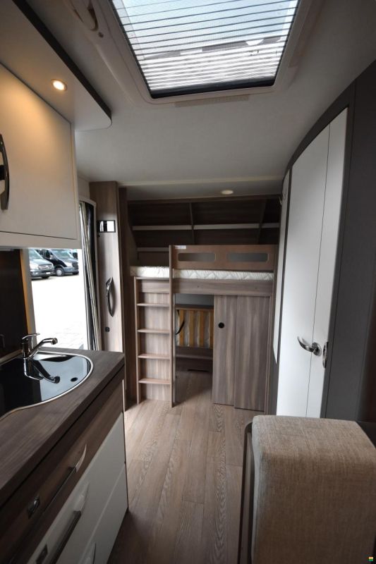 Hobby 490 KMF Excellent Edition