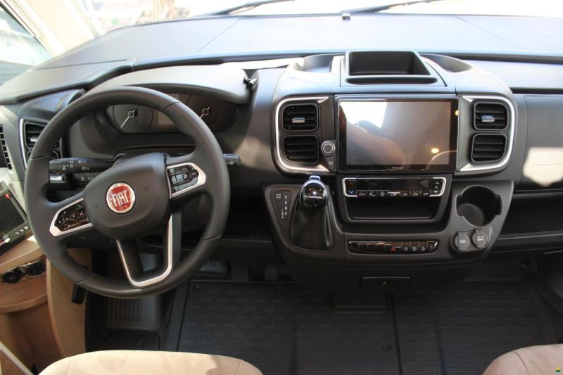 Carthago c-compactline I 141 LE