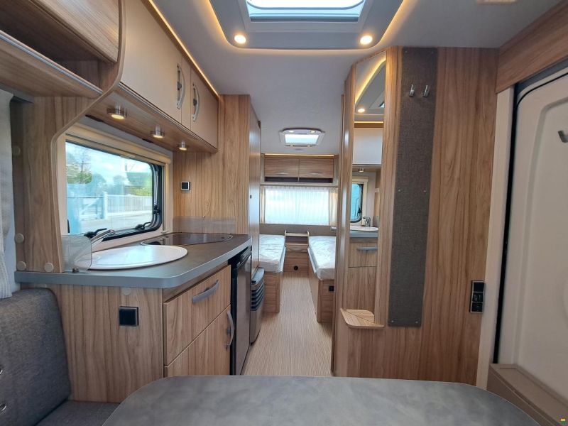 Eriba Nova Light 470