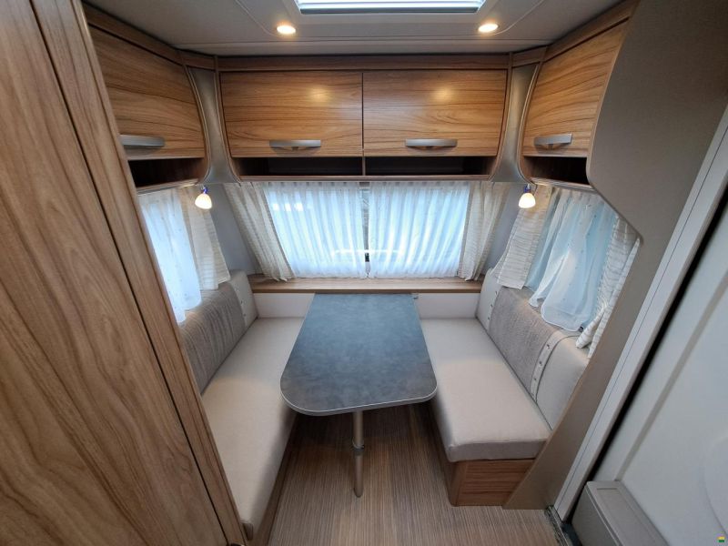 Eriba Nova Light 425