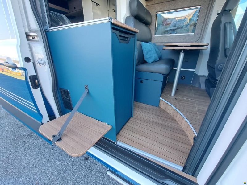 Hymer Eriba Car 600 blue