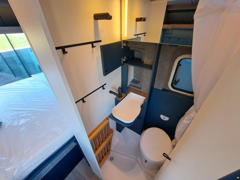 Hymer Eriba Car 600 blue