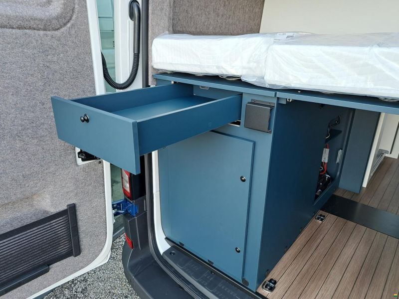 Hymer Eriba Car 600 blue
