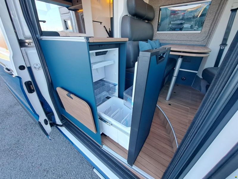 Hymer Eriba Car 600 blue