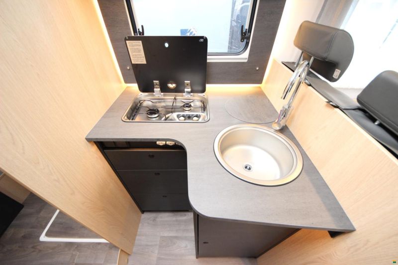 Sunlight T 690L Adventure Edition