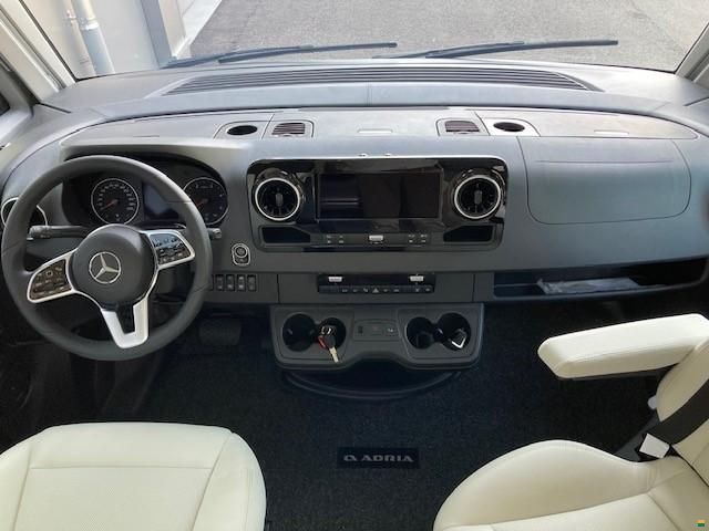 Adria Supersonic 780 DL