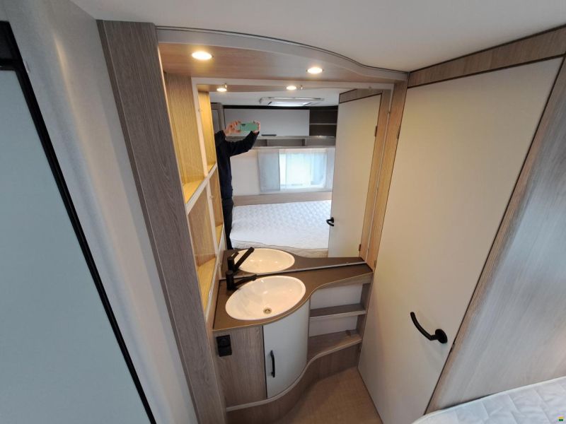 Bürstner Premio 460 TS Skyline