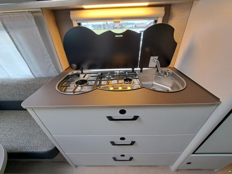 Bürstner Premio 460 TS Skyline