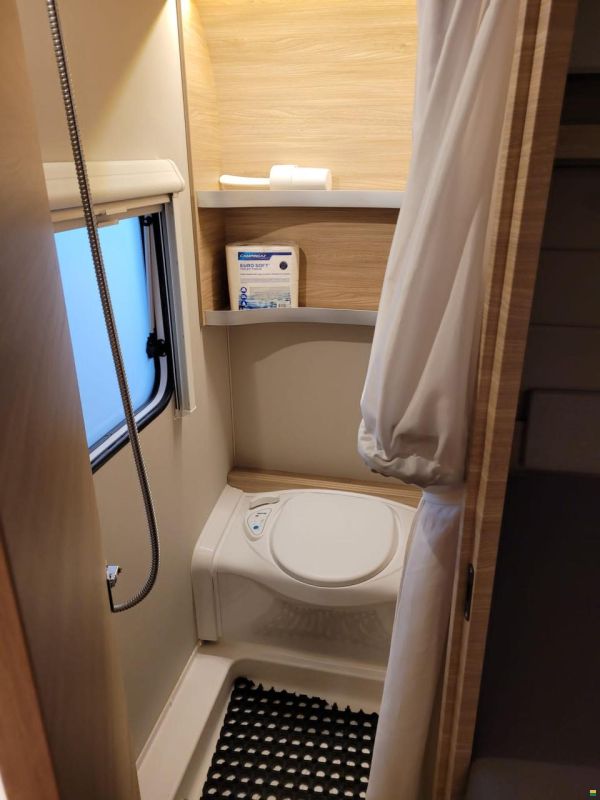 Knaus Südwind-60Years / 500UF