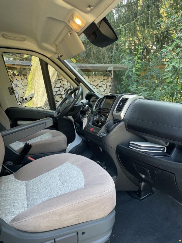 Malibu Carthago Van 600