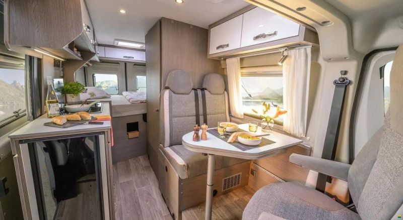 Pössl 2WIN S PLUS *Aufstelldach*