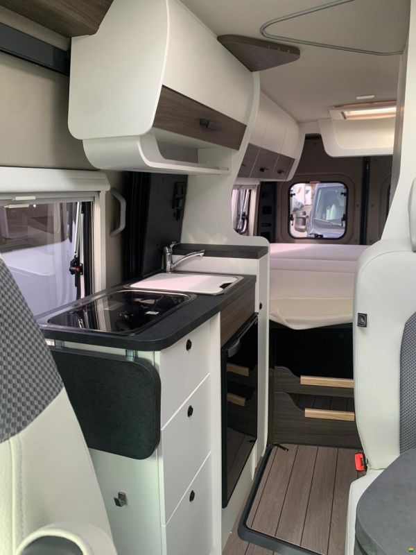 Van Tourer 600L Prime Fiat 180PS MJT