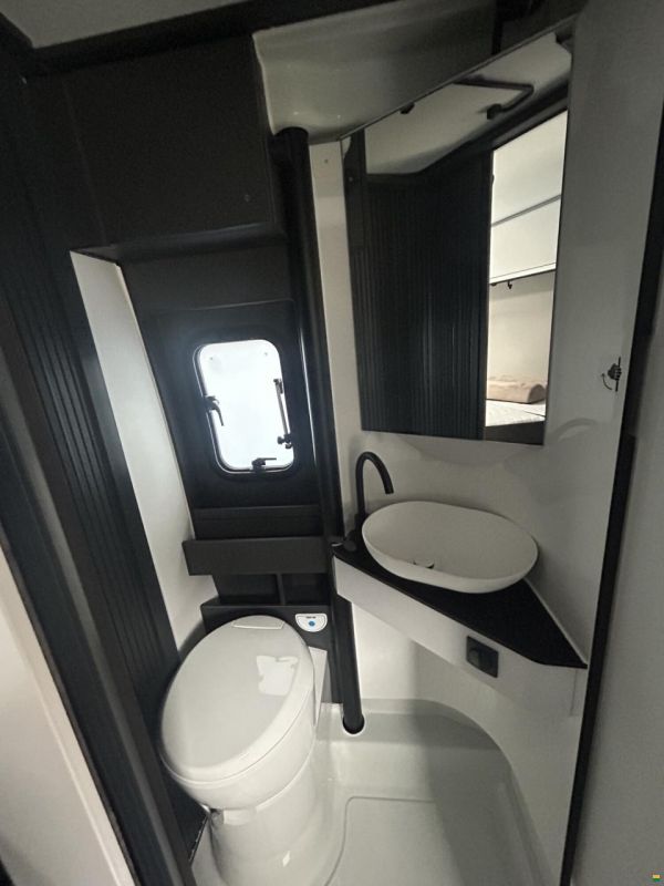 Adria Twin Sports 600 SPB