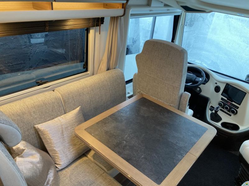 Concorde Carver 850 L