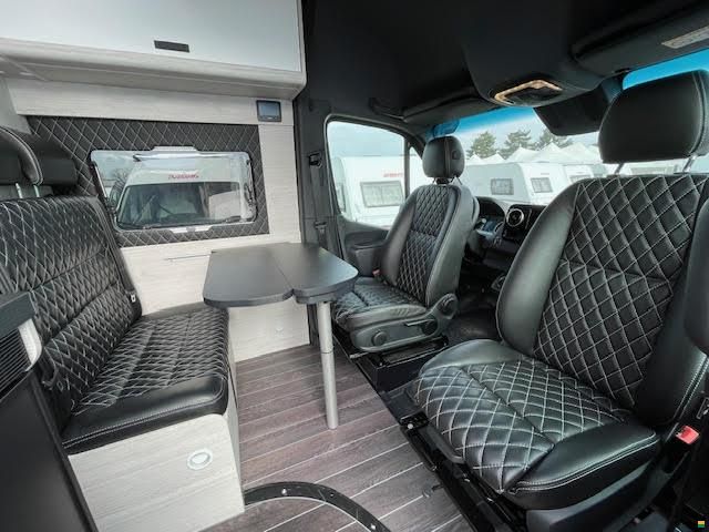 Julia Camper Gran Yosemite 4x4