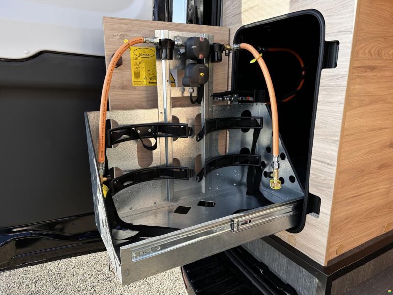 Dethleffs Globetrail 590 C Ford