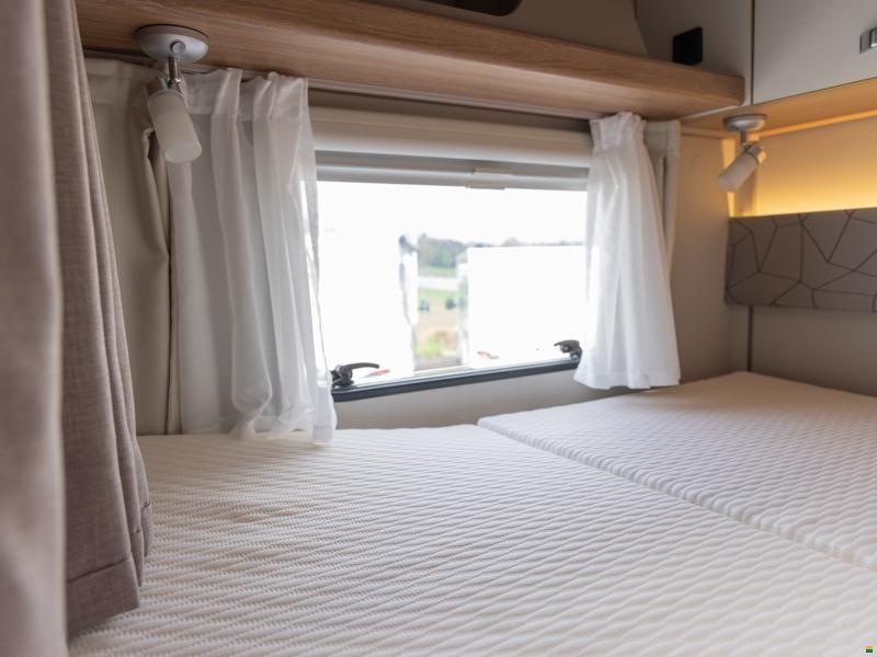 Weinsberg CaraHome 700 DG