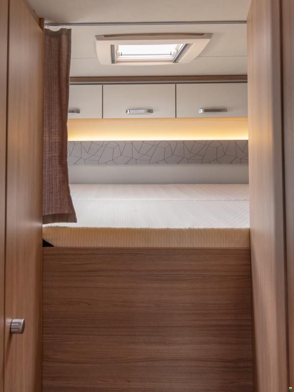 Weinsberg CaraHome 700 DG