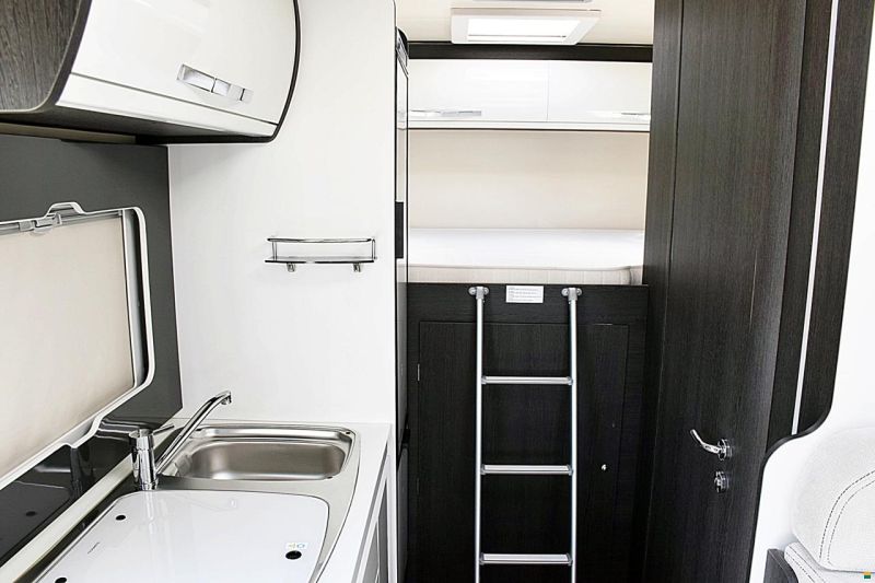 Roller Team KRONOS 291 P 2,0 TDCI DIESEL FORD