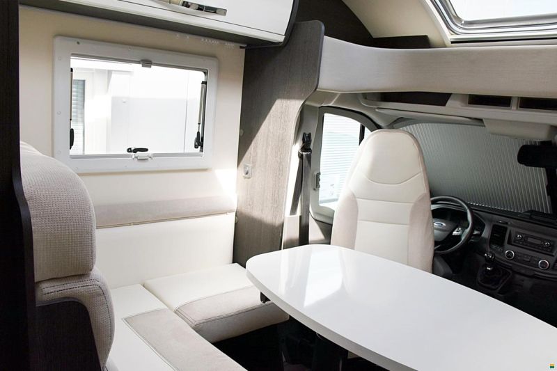 Roller Team KRONOS 291 P 2,0 TDCI DIESEL FORD