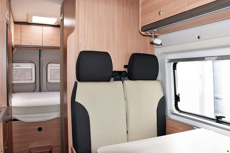 Knaus BOX STAR 600 DQ SOLUTION 4 2,3