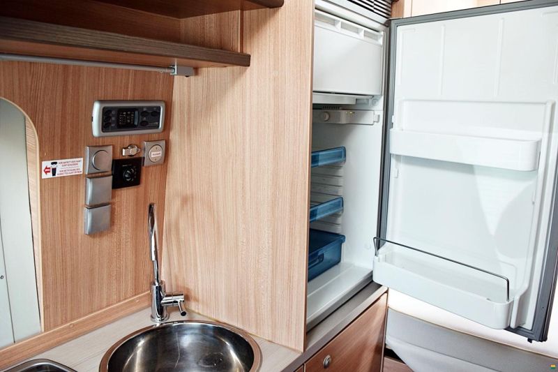 Knaus BOX STAR 600 DQ SOLUTION 4 2,3