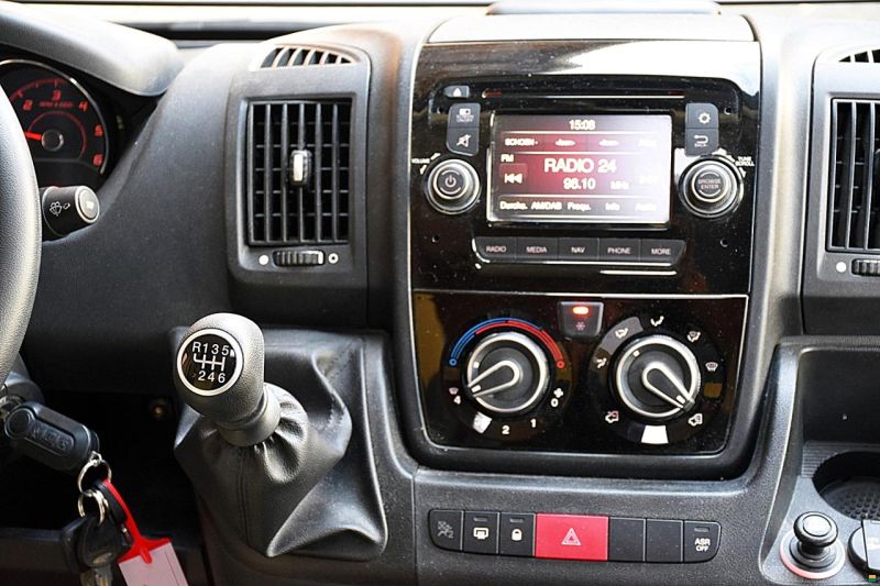 Knaus BOX STAR 600 DQ SOLUTION 4 2,3