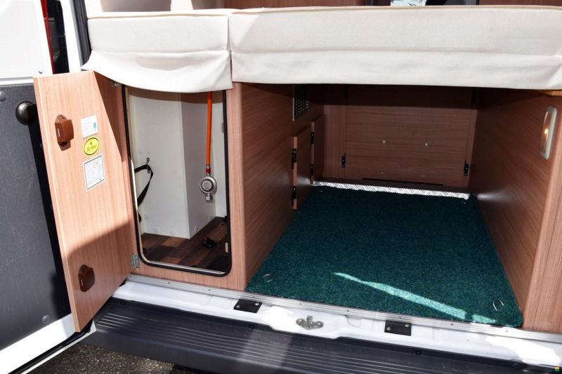 Knaus BOX STAR 600 DQ SOLUTION 4 2,3