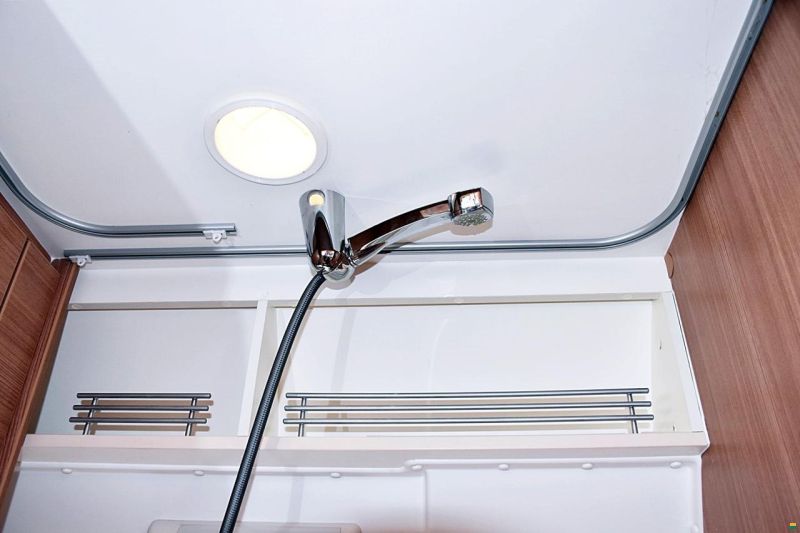 Knaus BOX STAR 600 DQ SOLUTION 4 2,3