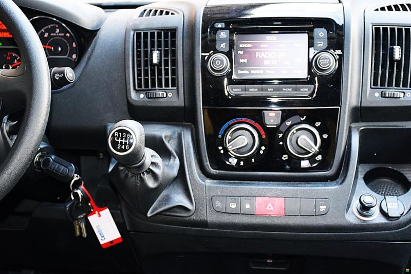 Knaus BOX STAR 600 DQ SOLUTION 4 2,3