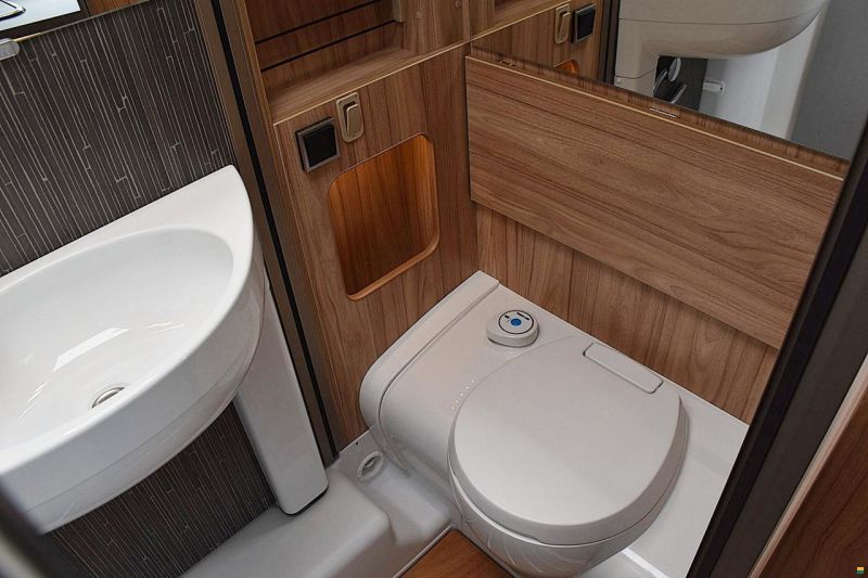 Hymer Exis-I 474 2.2 9G-Automat MJ140