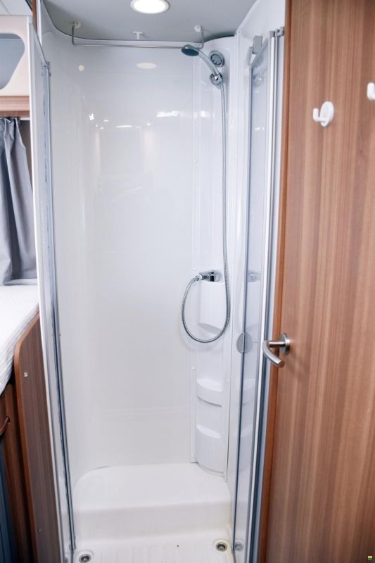 Weinsberg Carasuite 700 ME 2.3 MJ 140