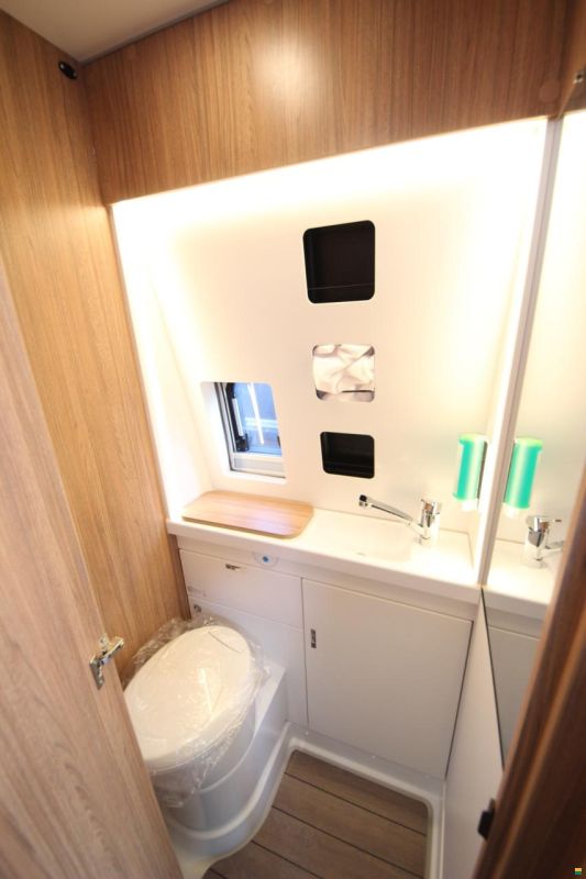 Weinsberg CaraBus 600 MQH Edition FIRE