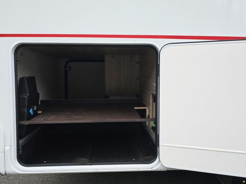 Sunlight CAPRON I 69 2.3 9-GANG AUTOMAT MJ 160