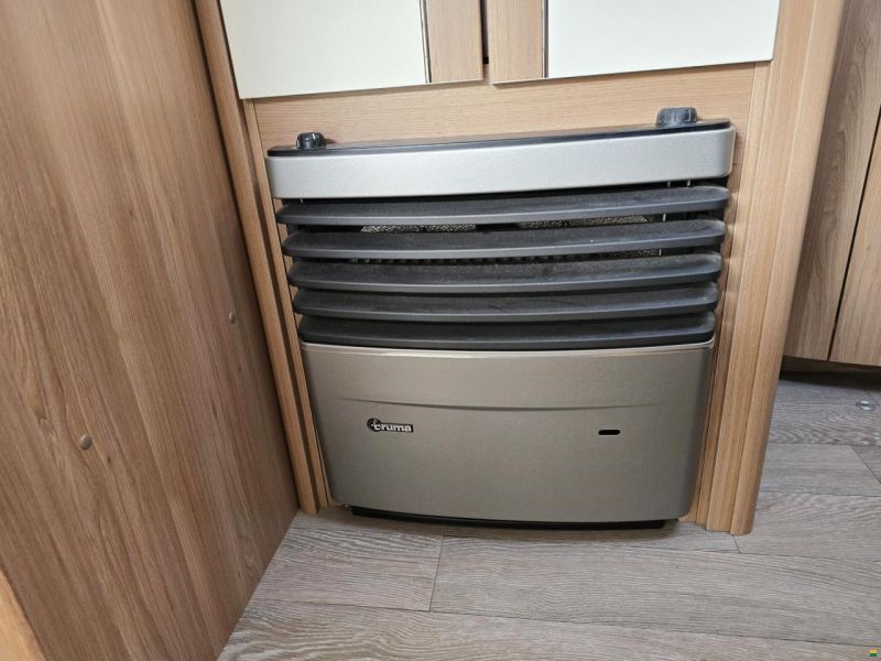 Hobby DE LUXE 540 KMFE