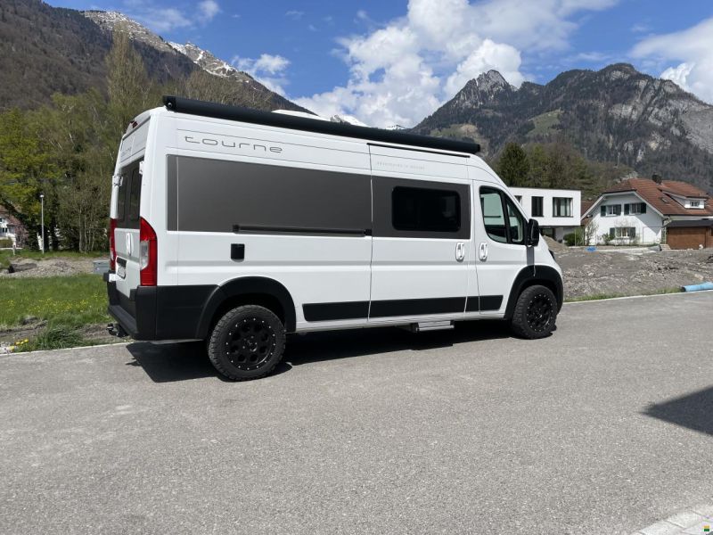 Tourne Peugeot 6.0