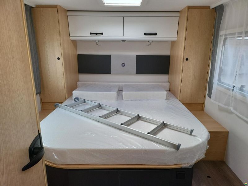 Sunlight Transit T690L Adventure/Autom.