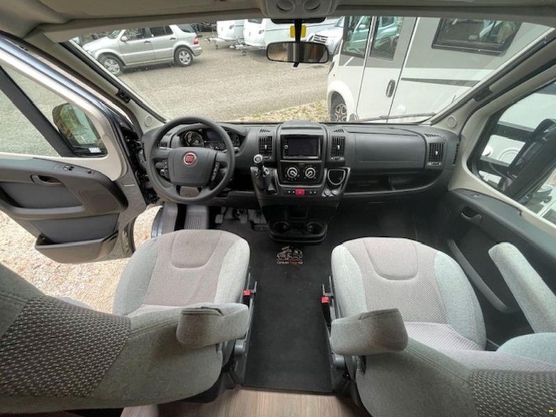 Weinsberg CaraSuite 700 ME