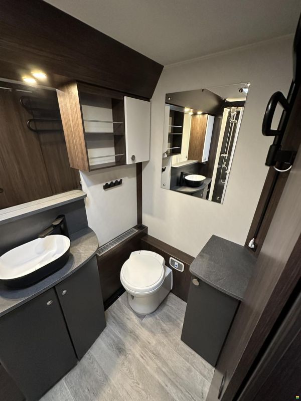 Polar 730 BQDA Blackline