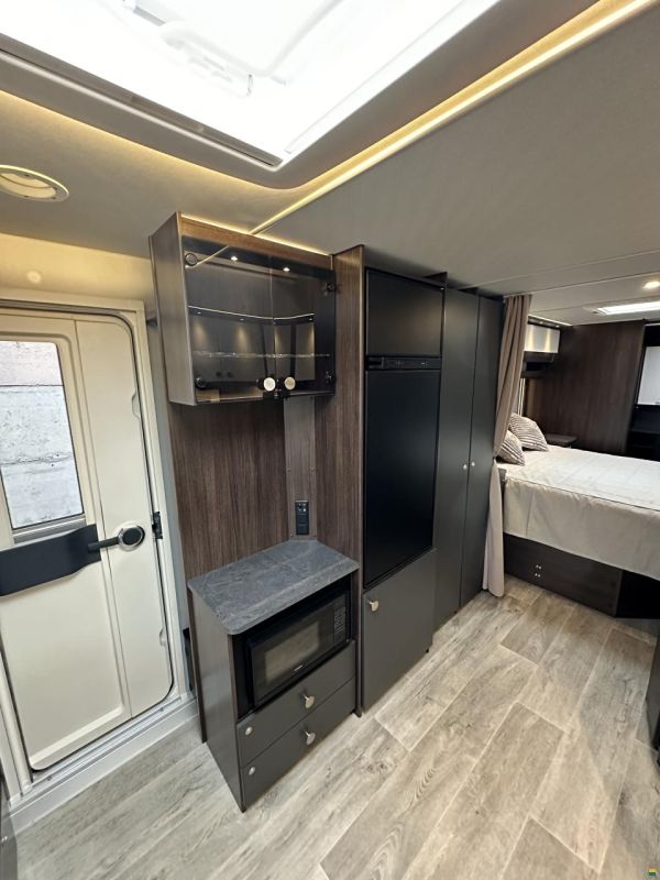 Polar 730 BQDA Blackline