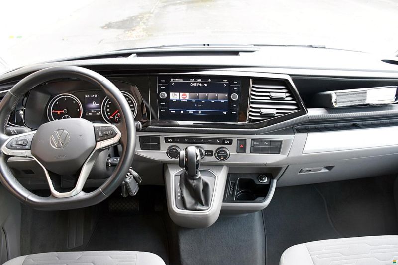 Volkswagen VW T6.1 CALIFORNIA 2,0 TDI DSG 4M OCEAN