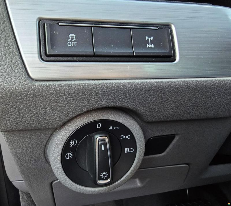 Volkswagen VW T6.1 CALIFORNIA 2,0 TDI DSG 4M OCEAN