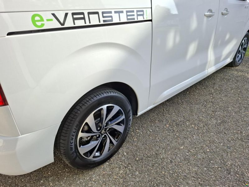 Pössl E-VANSTER - Elektro mit Aufstelldach