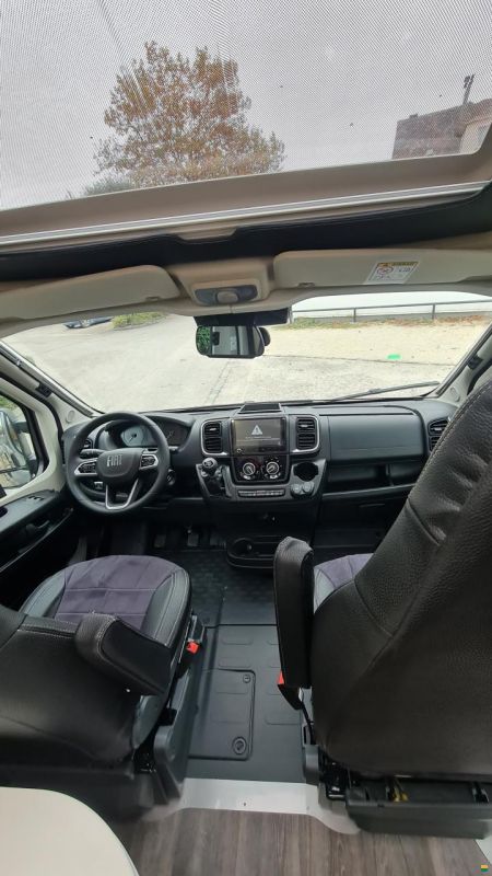 Font Vendôme Leader Camp