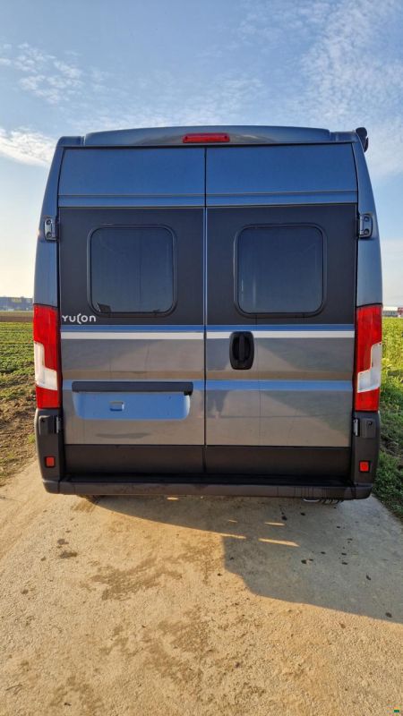 Yucon Microliner 60 B