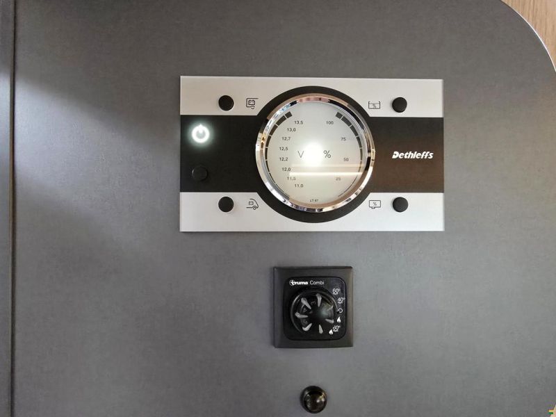 Dethleffs EDITION SILVER LINE T 7056 2.3 MJ 140